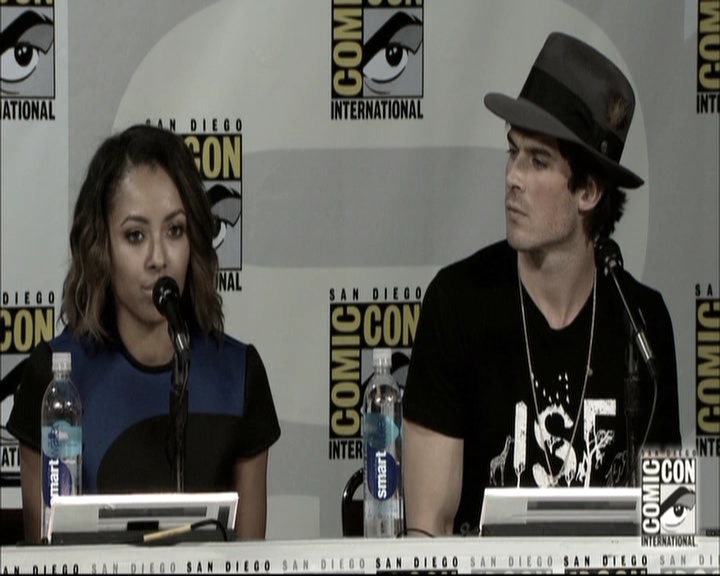 VampireDiariesWorld-dot-nl_S6TheVampireDiaires2014Comic-ConPanel1885.jpg