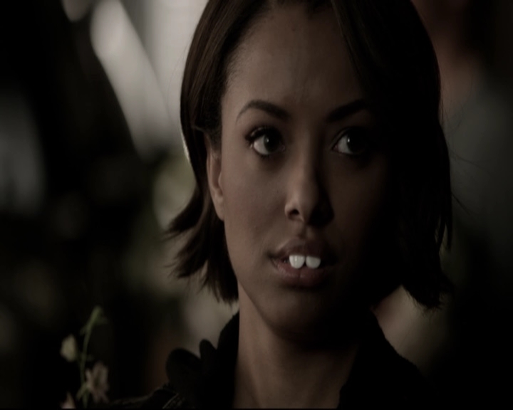 VampireDiariesWorld-dot-nl_S6SecondBite-GagReel0073.jpg