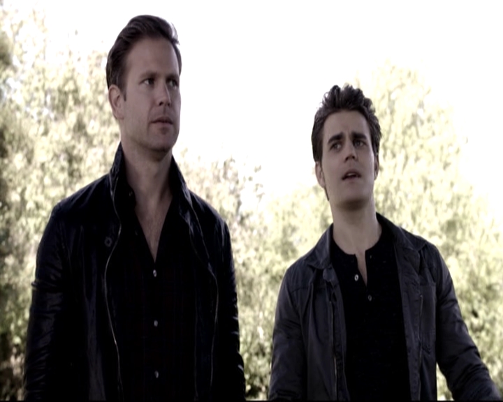 VampireDiariesWorld-dot-nl_S6SecondBite-GagReel0206.jpg