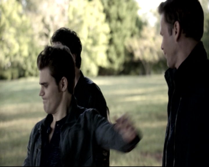 VampireDiariesWorld-dot-nl_S6SecondBite-GagReel0215.jpg