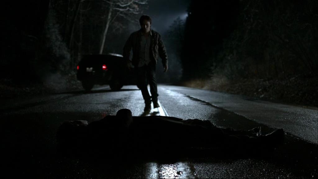 VampireDiariesWorld-dot-org_1x01Pilot_Captures00077.jpg