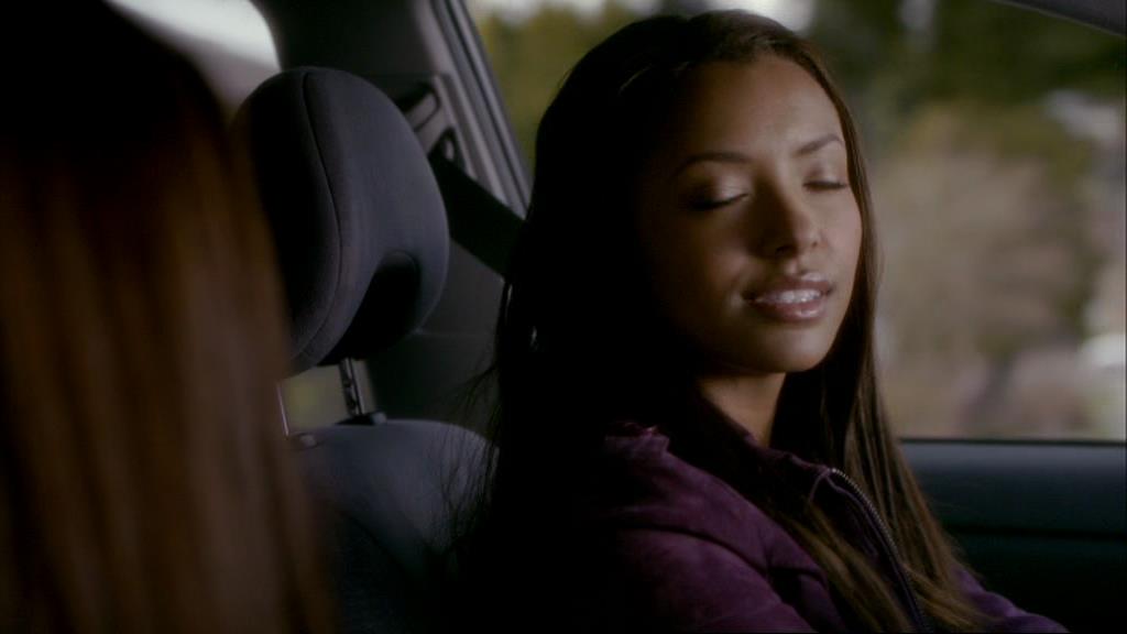 VampireDiariesWorld-dot-org_1x01Pilot_Captures00244.jpg