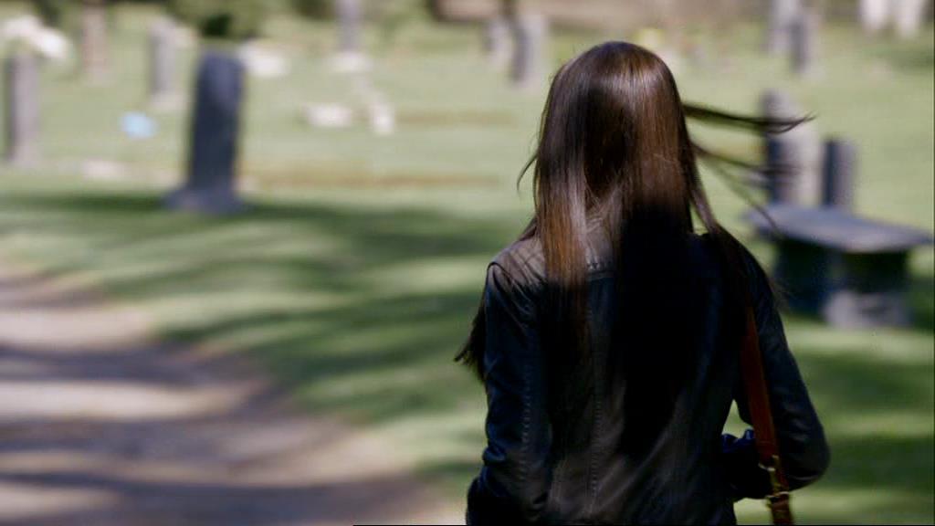 VampireDiariesWorld-dot-org_1x01Pilot_Captures00681.jpg