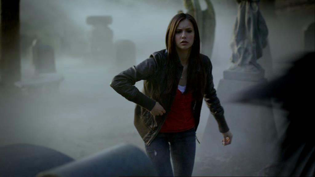 VampireDiariesWorld-dot-org_1x01Pilot_Captures00741.jpg