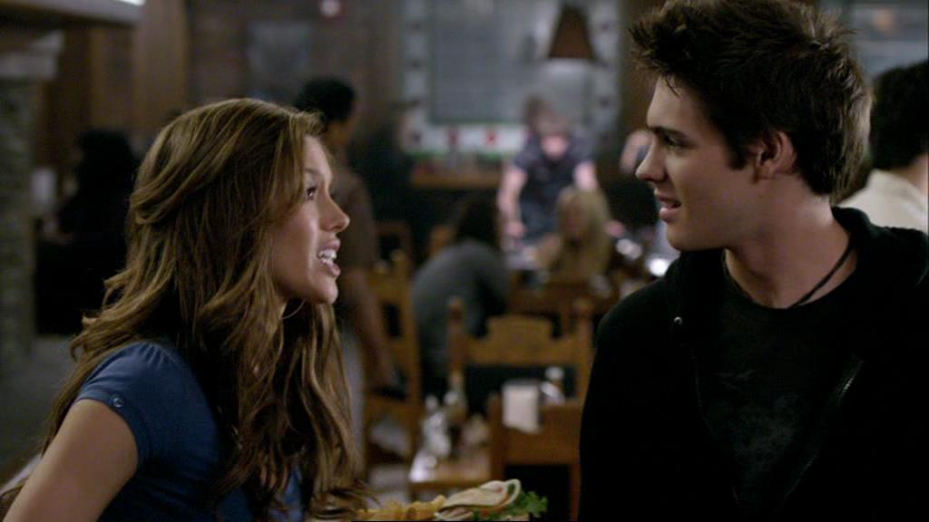 VampireDiariesWorld-dot-org_1x01Pilot_Captures00933.jpg