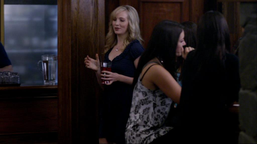 VampireDiariesWorld-dot-org_1x01Pilot_Captures00998.jpg