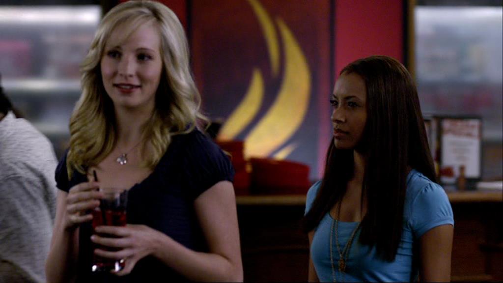 VampireDiariesWorld-dot-org_1x01Pilot_Captures01005.jpg