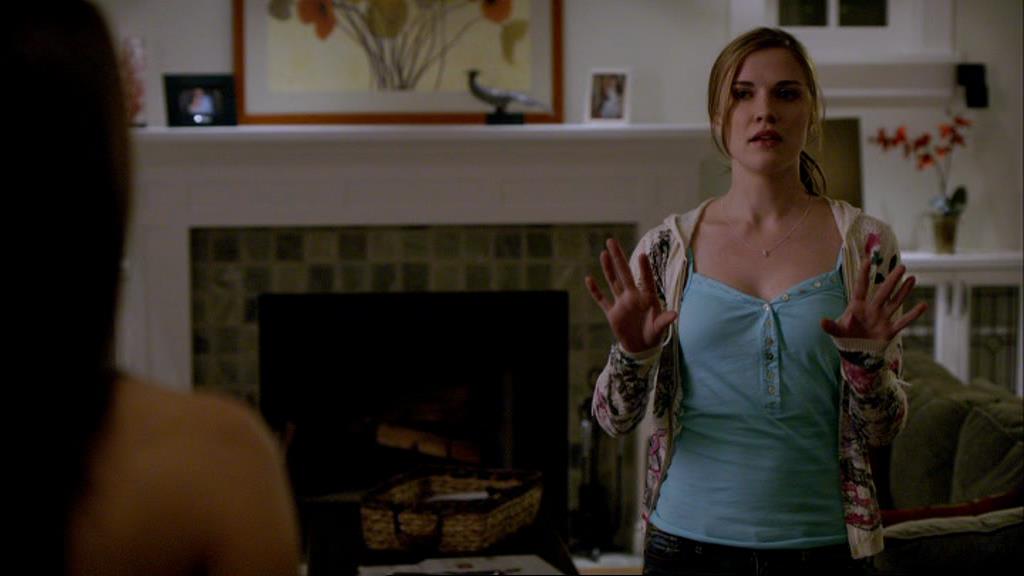 VampireDiariesWorld-dot-org_1x01Pilot_Captures01024.jpg