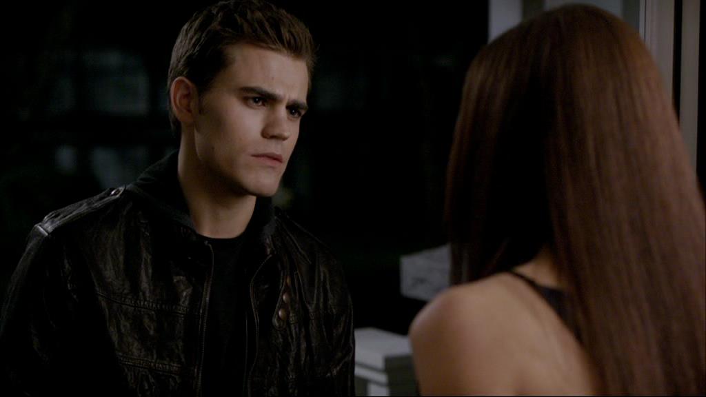 VampireDiariesWorld-dot-org_1x01Pilot_Captures01065.jpg