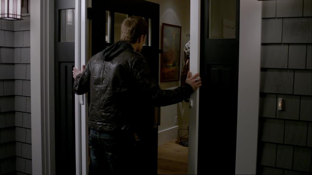 VampireDiariesWorld-dot-org_1x01Pilot_Captures01116.jpg