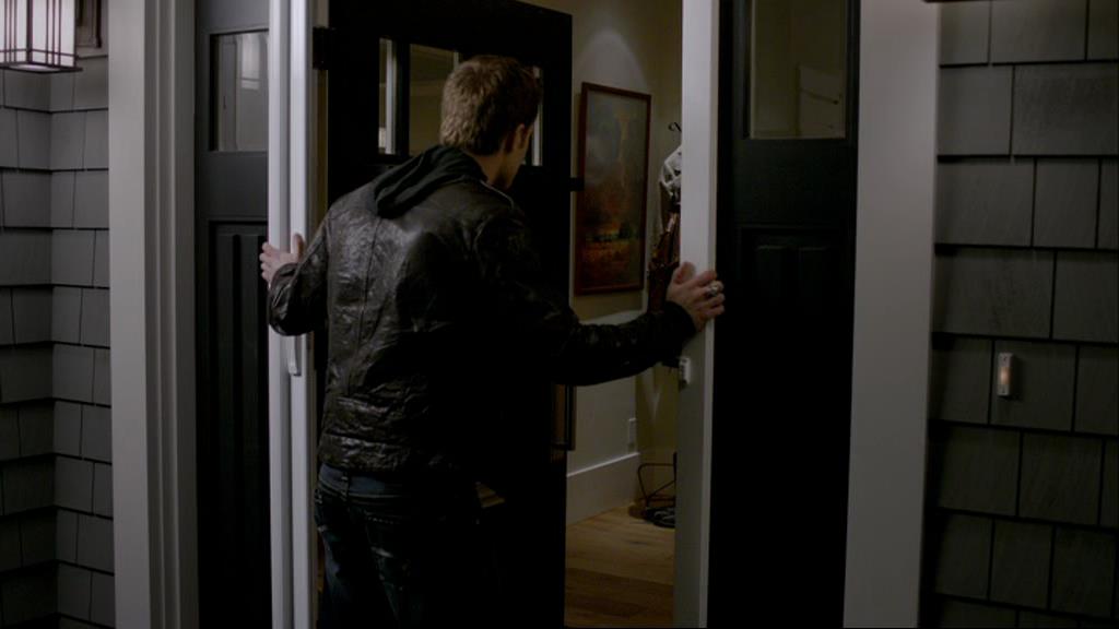 VampireDiariesWorld-dot-org_1x01Pilot_Captures01117.jpg