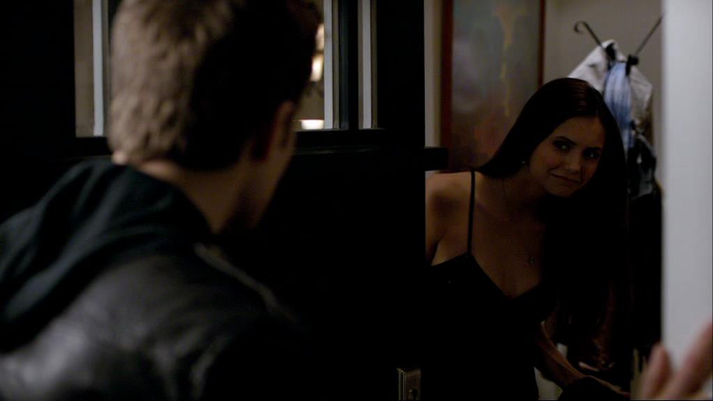 VampireDiariesWorld-dot-org_1x01Pilot_Captures01121.jpg