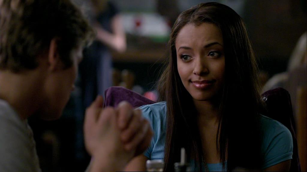 VampireDiariesWorld-dot-org_1x01Pilot_Captures01154.jpg