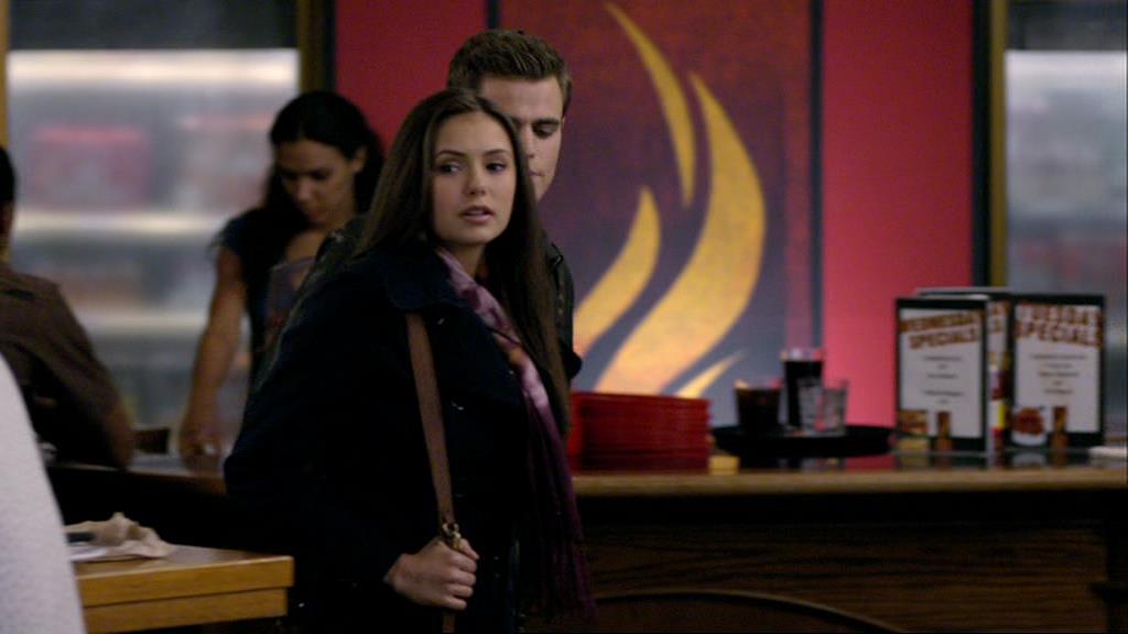 VampireDiariesWorld-dot-org_1x01Pilot_Captures01158.jpg