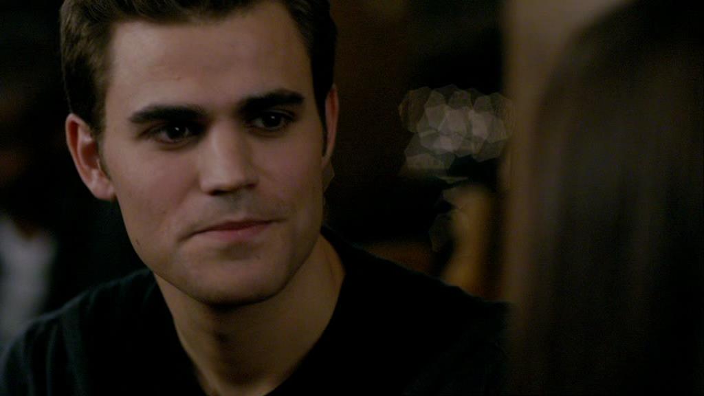 VampireDiariesWorld-dot-org_1x01Pilot_Captures01202.jpg