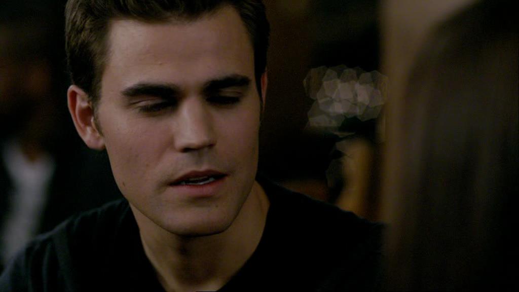 VampireDiariesWorld-dot-org_1x01Pilot_Captures01203.jpg