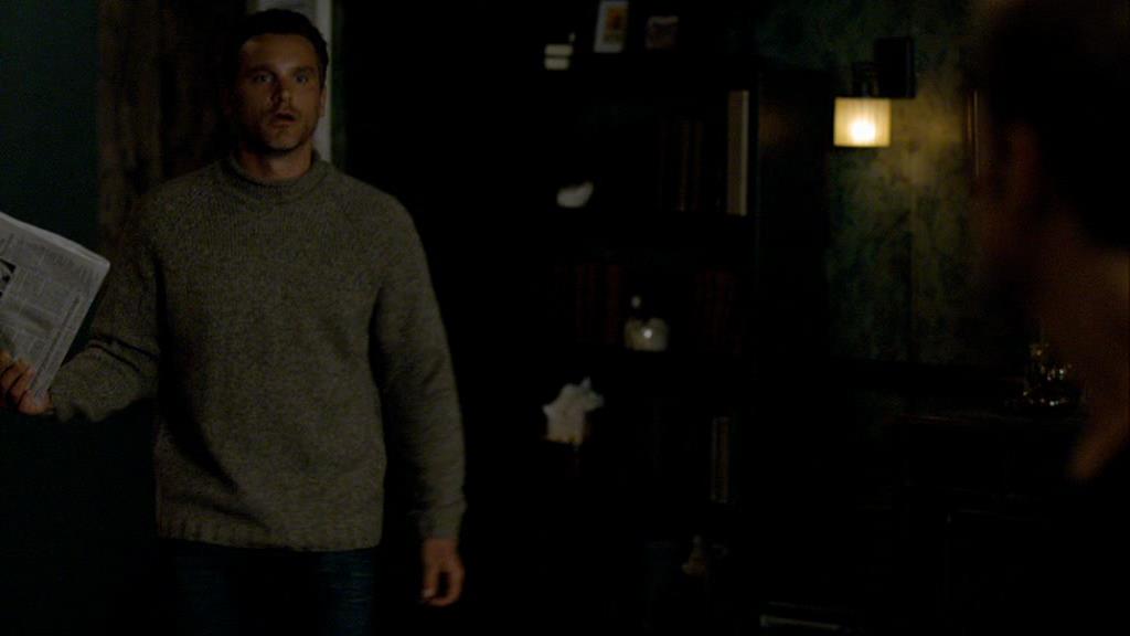 VampireDiariesWorld-dot-org_1x01Pilot_Captures01229.jpg