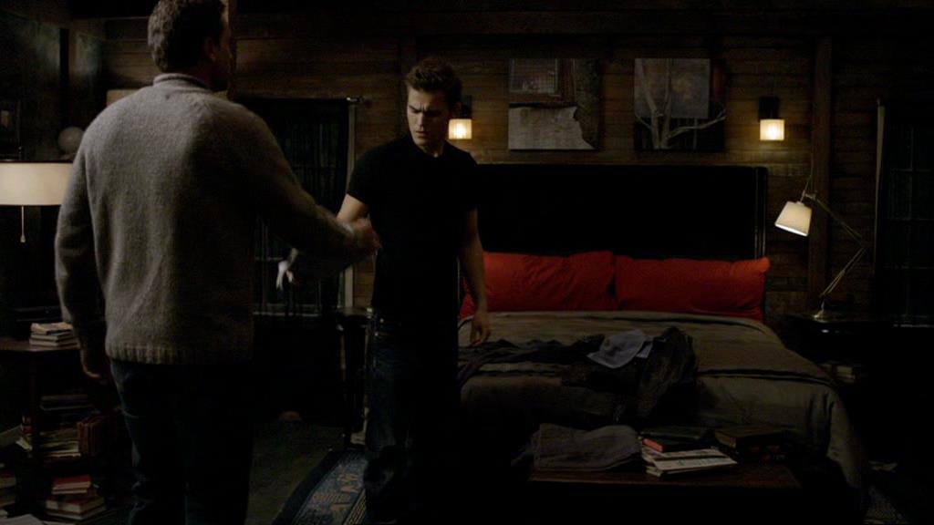 VampireDiariesWorld-dot-org_1x01Pilot_Captures01232.jpg