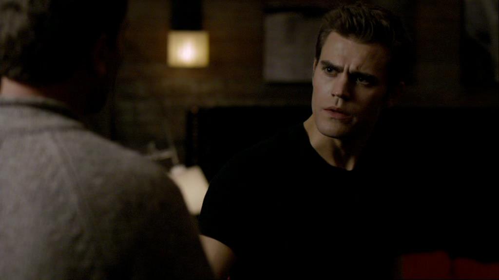 VampireDiariesWorld-dot-org_1x01Pilot_Captures01244.jpg