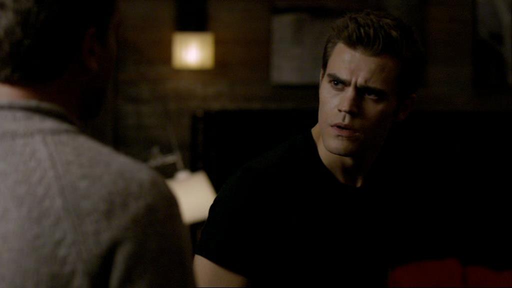 VampireDiariesWorld-dot-org_1x01Pilot_Captures01245.jpg