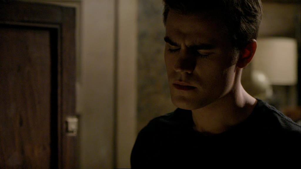 VampireDiariesWorld-dot-org_1x01Pilot_Captures01306.jpg