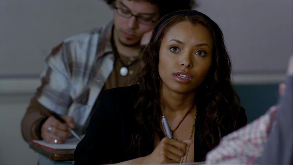 VampireDiariesWorld-dot-org_1x01Pilot_Captures01320.jpg