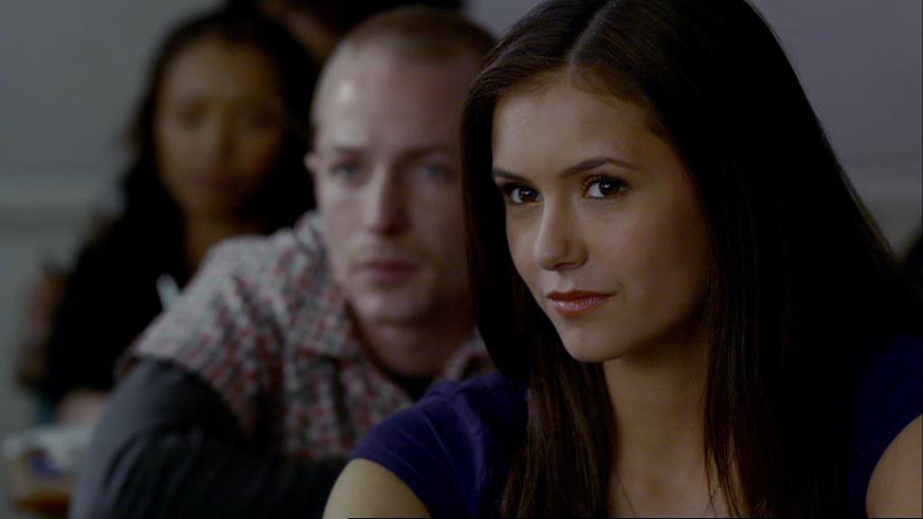 VampireDiariesWorld-dot-org_1x01Pilot_Captures01365.jpg