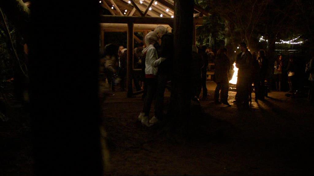 VampireDiariesWorld-dot-org_1x01Pilot_Captures01402.jpg