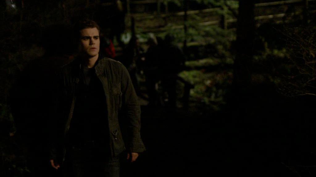 VampireDiariesWorld-dot-org_1x01Pilot_Captures01406.jpg