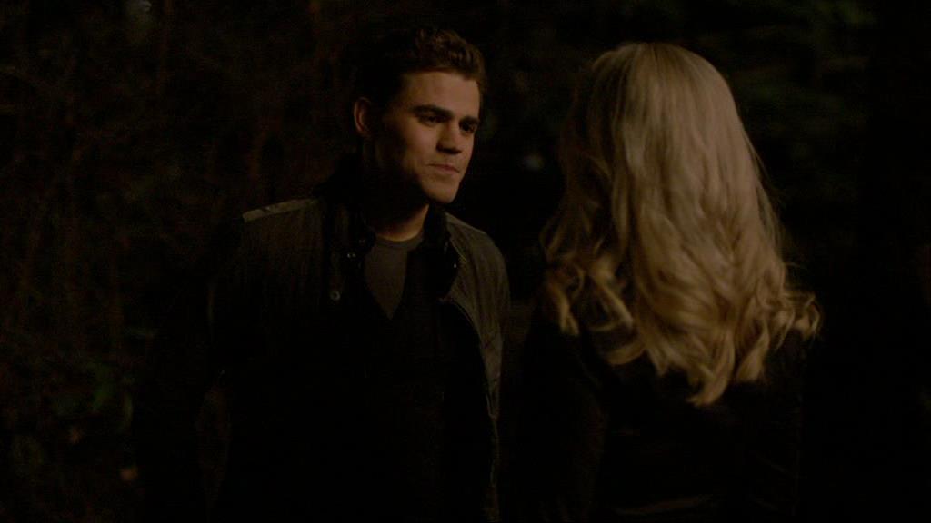 VampireDiariesWorld-dot-org_1x01Pilot_Captures01444.jpg