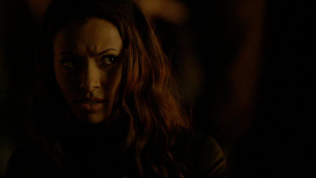 VampireDiariesWorld-dot-org_1x01Pilot_Captures01500.jpg