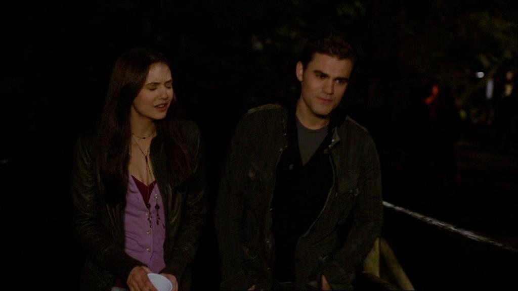 VampireDiariesWorld-dot-org_1x01Pilot_Captures01569.jpg