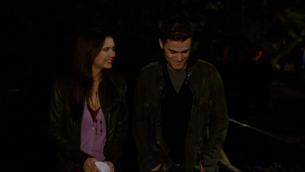 VampireDiariesWorld-dot-org_1x01Pilot_Captures01570.jpg