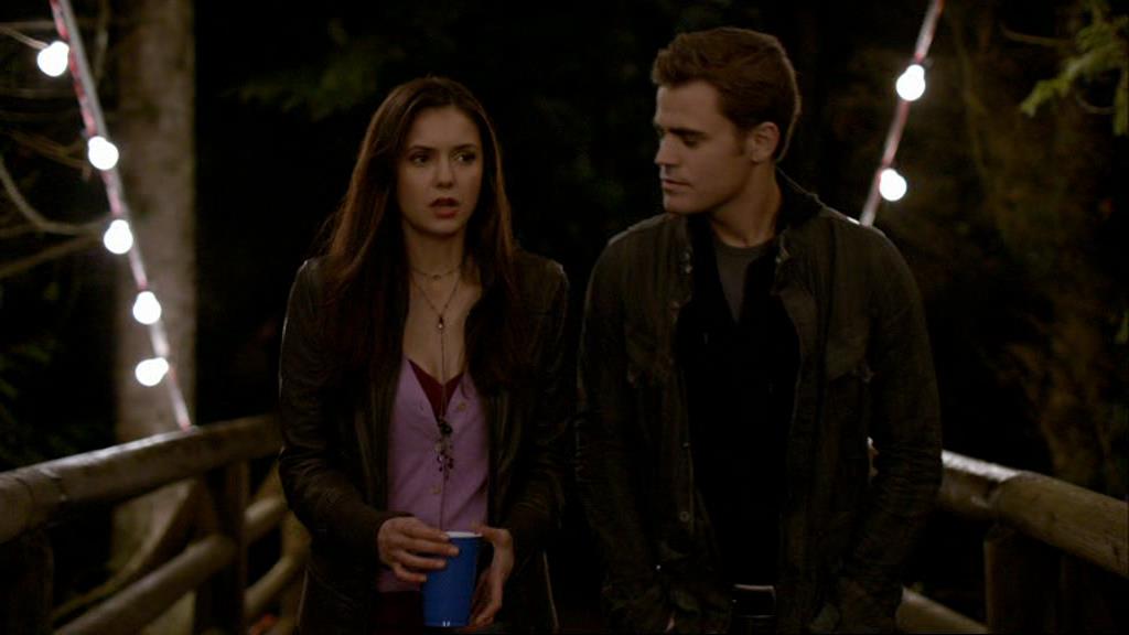 VampireDiariesWorld-dot-org_1x01Pilot_Captures01607.jpg