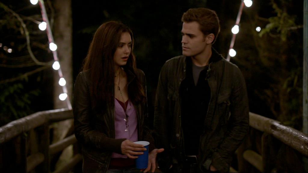 VampireDiariesWorld-dot-org_1x01Pilot_Captures01610.jpg