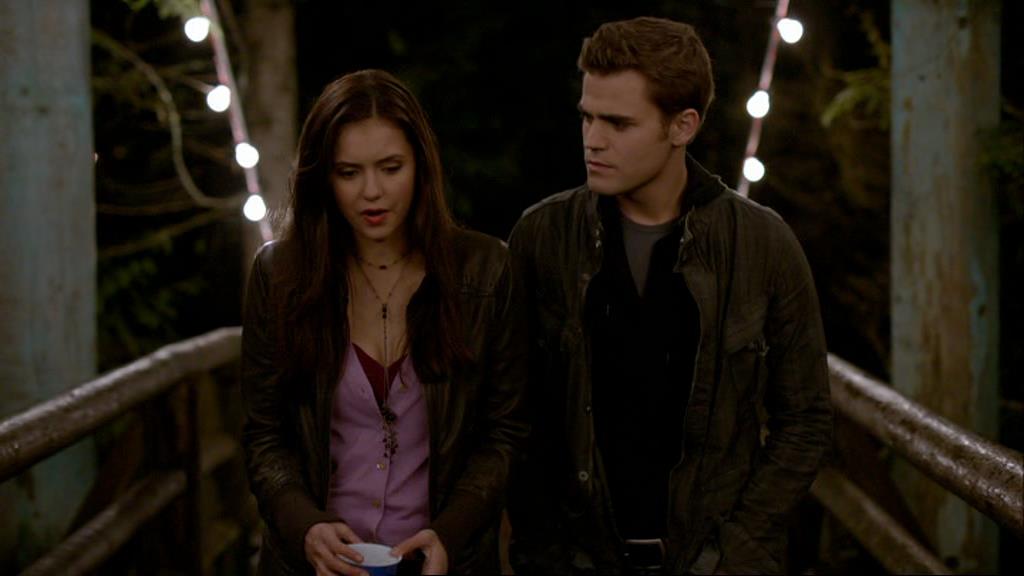 VampireDiariesWorld-dot-org_1x01Pilot_Captures01613.jpg