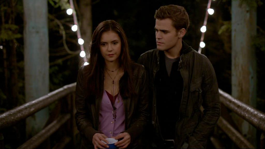 VampireDiariesWorld-dot-org_1x01Pilot_Captures01614.jpg