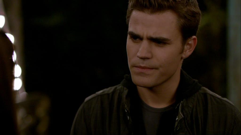 VampireDiariesWorld-dot-org_1x01Pilot_Captures01626.jpg