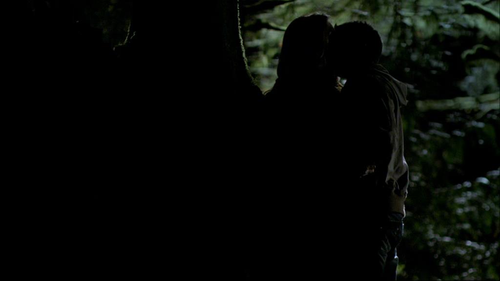 VampireDiariesWorld-dot-org_1x01Pilot_Captures01635.jpg