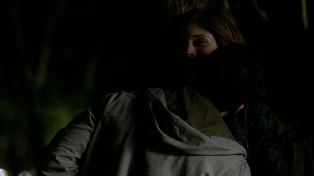 VampireDiariesWorld-dot-org_1x01Pilot_Captures01639.jpg