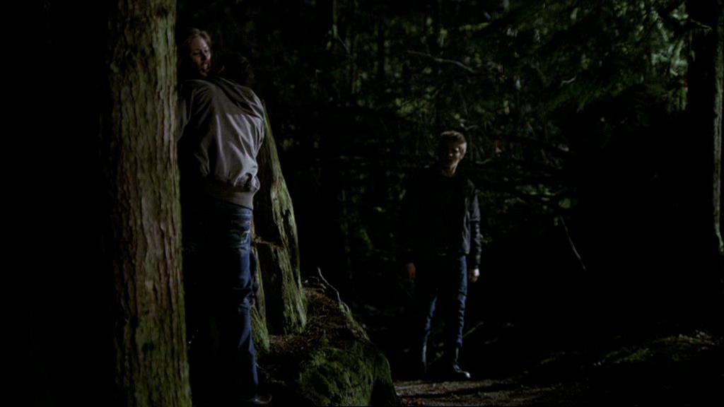 VampireDiariesWorld-dot-org_1x01Pilot_Captures01650.jpg