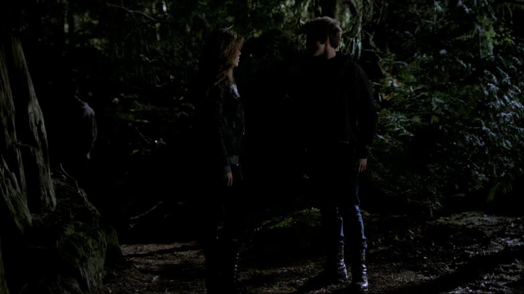 VampireDiariesWorld-dot-org_1x01Pilot_Captures01665.jpg