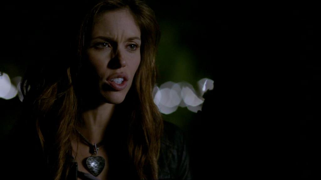 VampireDiariesWorld-dot-org_1x01Pilot_Captures01671.jpg