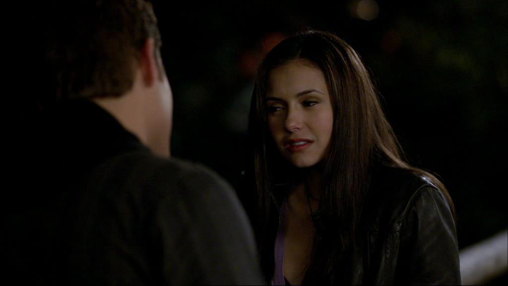 VampireDiariesWorld-dot-org_1x01Pilot_Captures01699.jpg