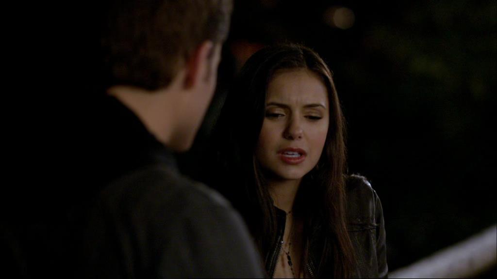 VampireDiariesWorld-dot-org_1x01Pilot_Captures01718.jpg