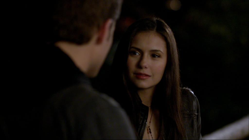 VampireDiariesWorld-dot-org_1x01Pilot_Captures01724.jpg