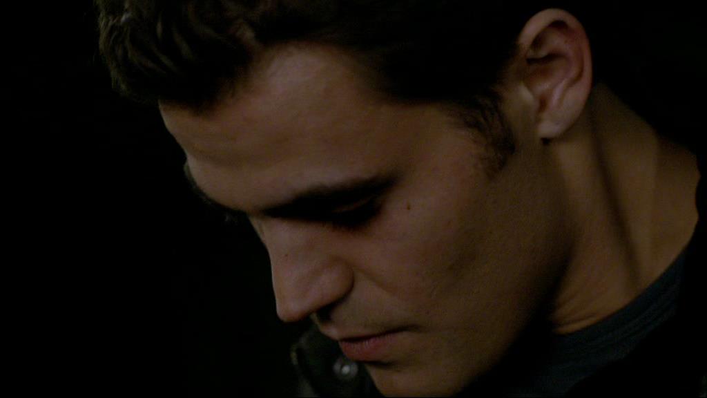 VampireDiariesWorld-dot-org_1x01Pilot_Captures01742.jpg