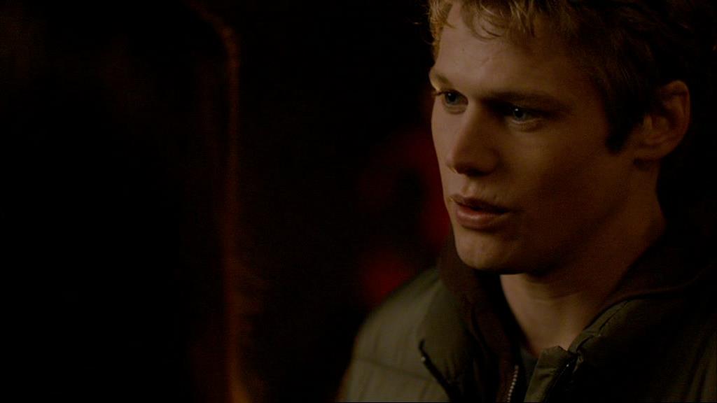 VampireDiariesWorld-dot-org_1x01Pilot_Captures01818.jpg