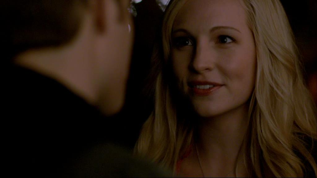 VampireDiariesWorld-dot-org_1x01Pilot_Captures01836.jpg