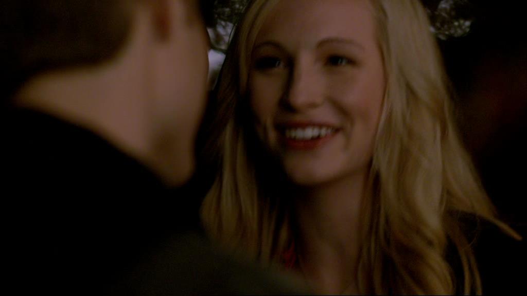 VampireDiariesWorld-dot-org_1x01Pilot_Captures01847.jpg